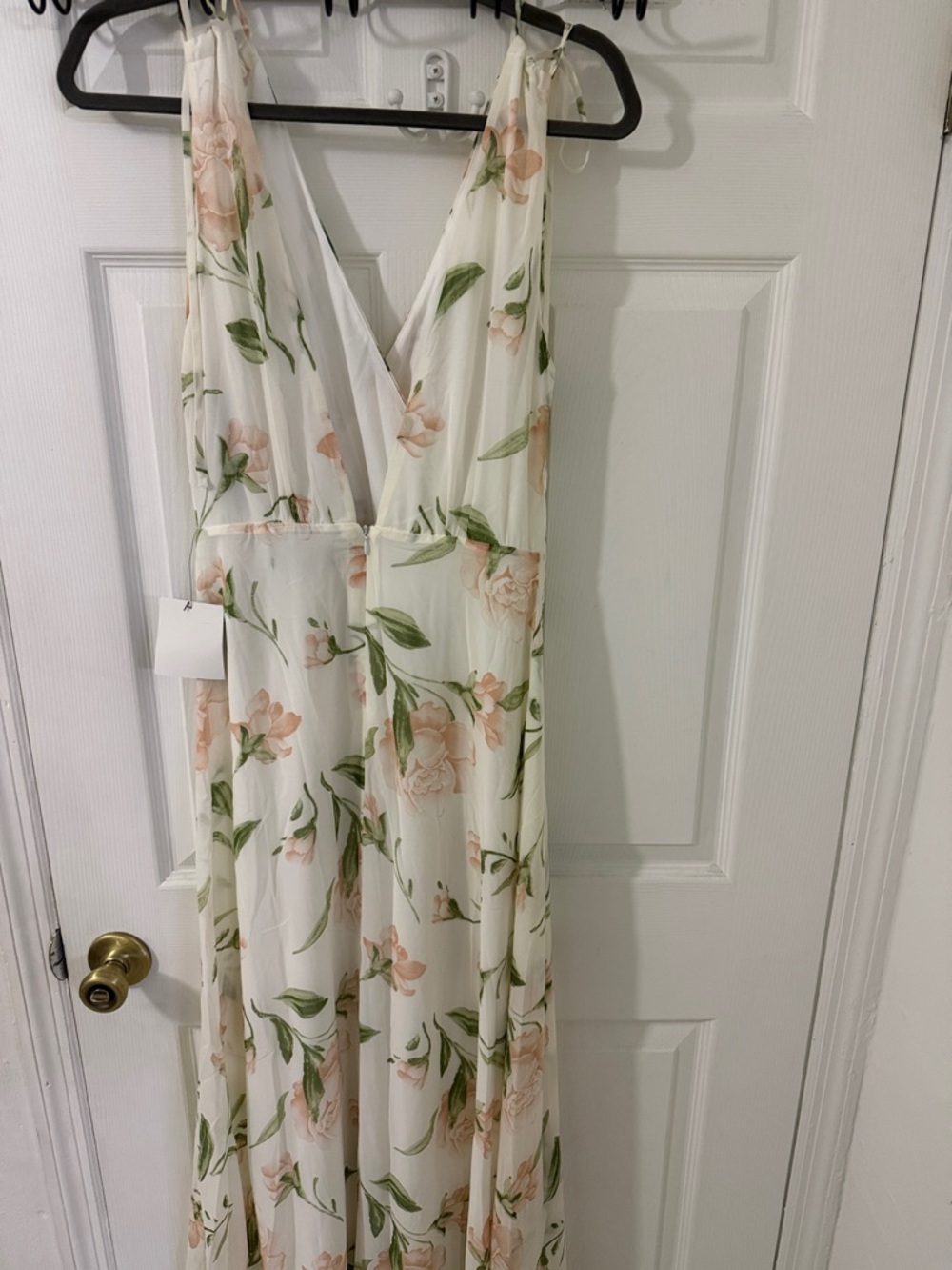 Lulu's NWT White Floral Maxi Dress with Blush and Green Print - Picture 2 of 2